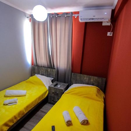 Novs Apartment 1 Gjirokastër 외부 사진